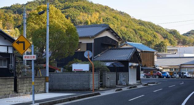 从日本社会发展角度浅析经济与文化间的辩证关系